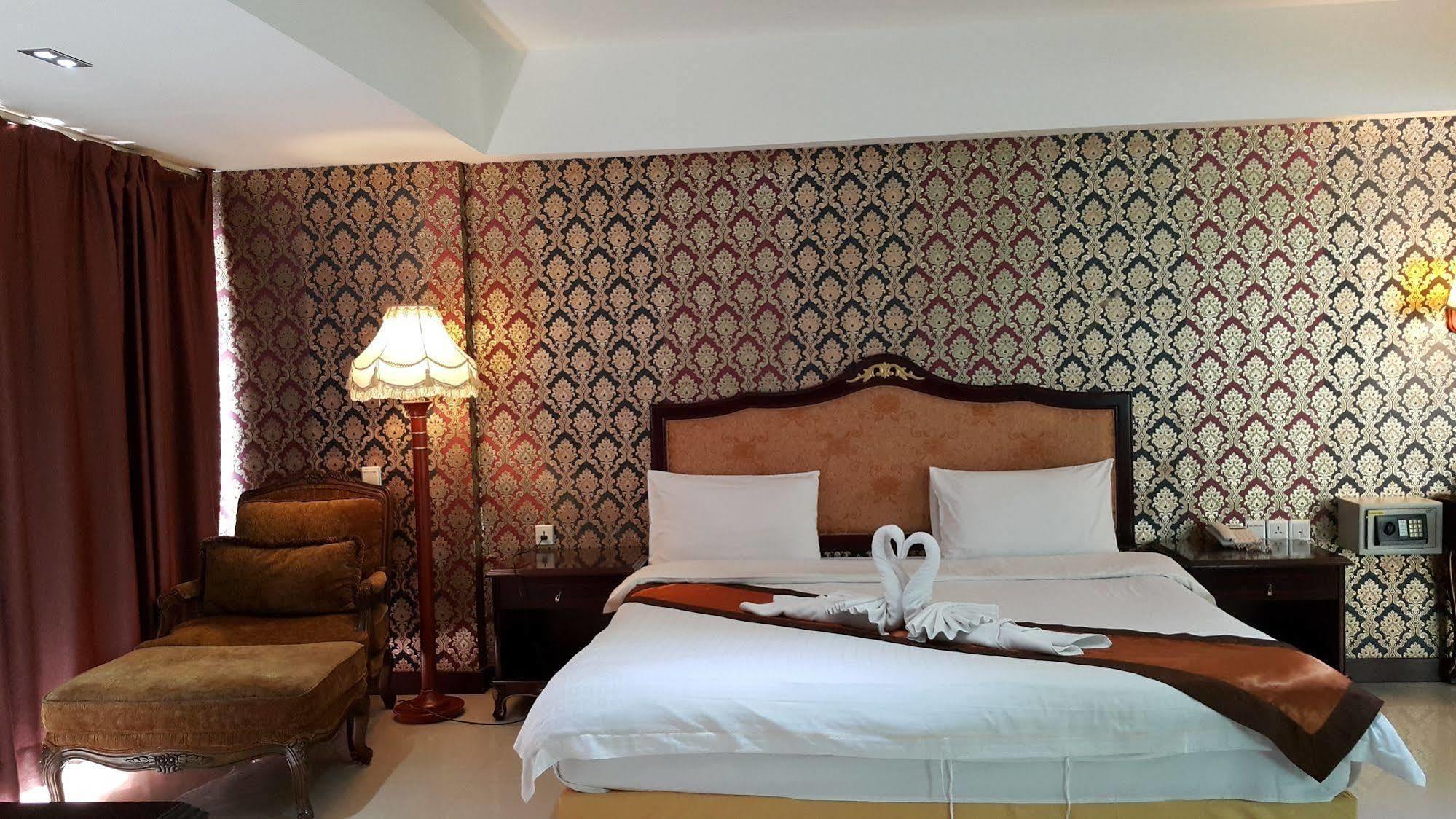 The Privi Suites Pattaya Zewnętrze zdjęcie