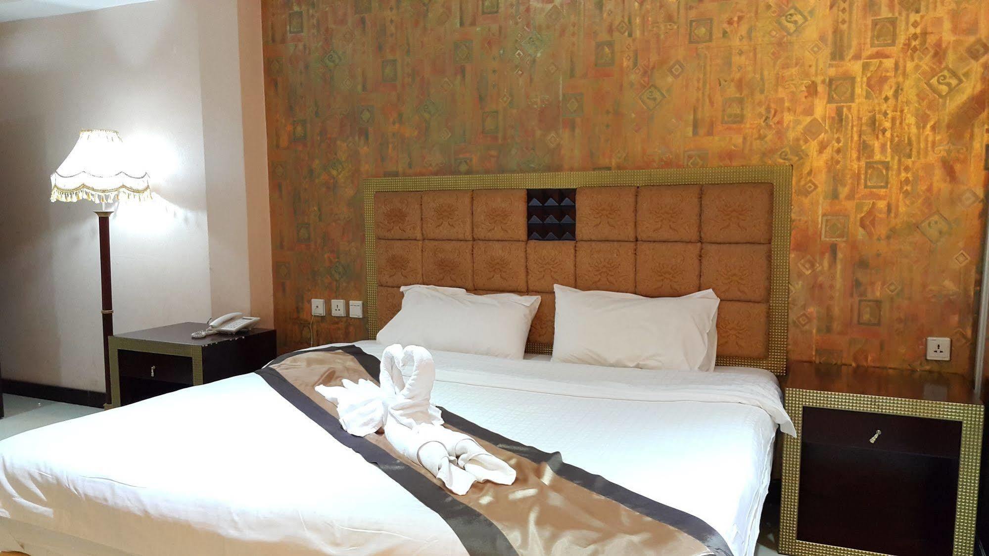 The Privi Suites Pattaya Zewnętrze zdjęcie