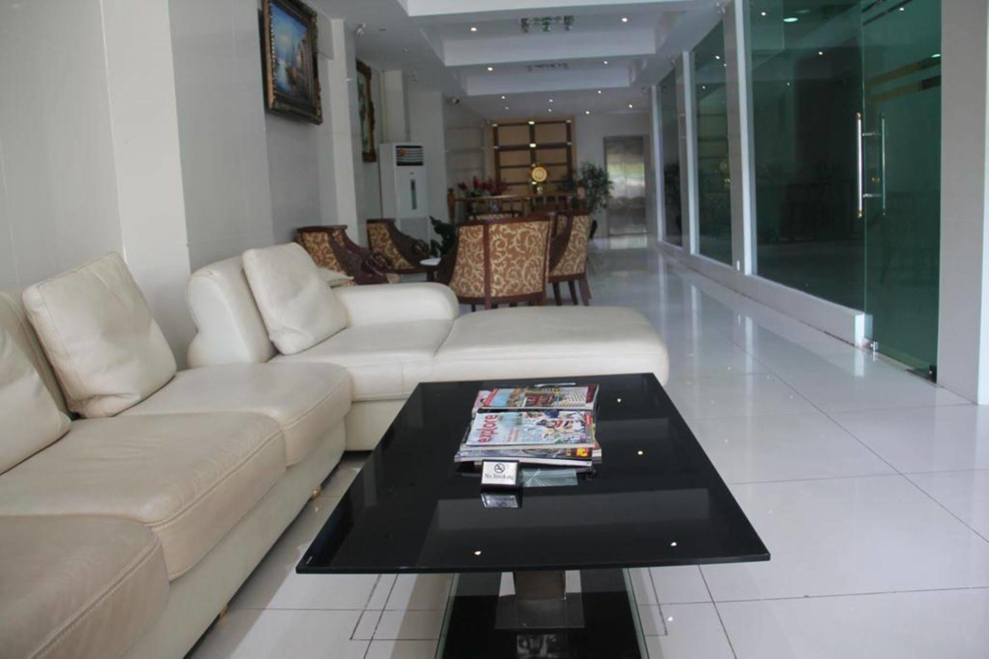 The Privi Suites Pattaya Zewnętrze zdjęcie